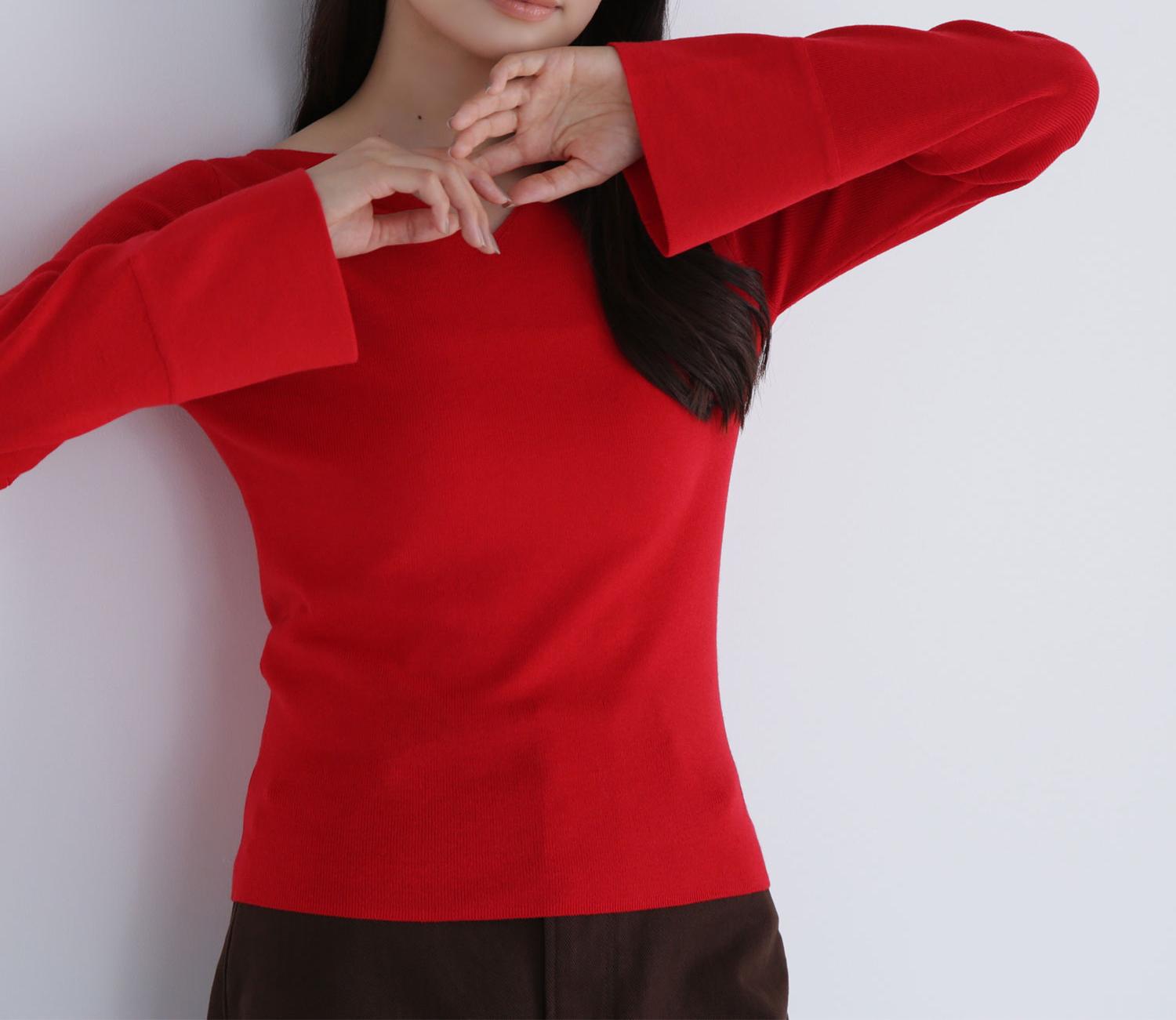 ニュアンスネックフレアスリーブニット レッド