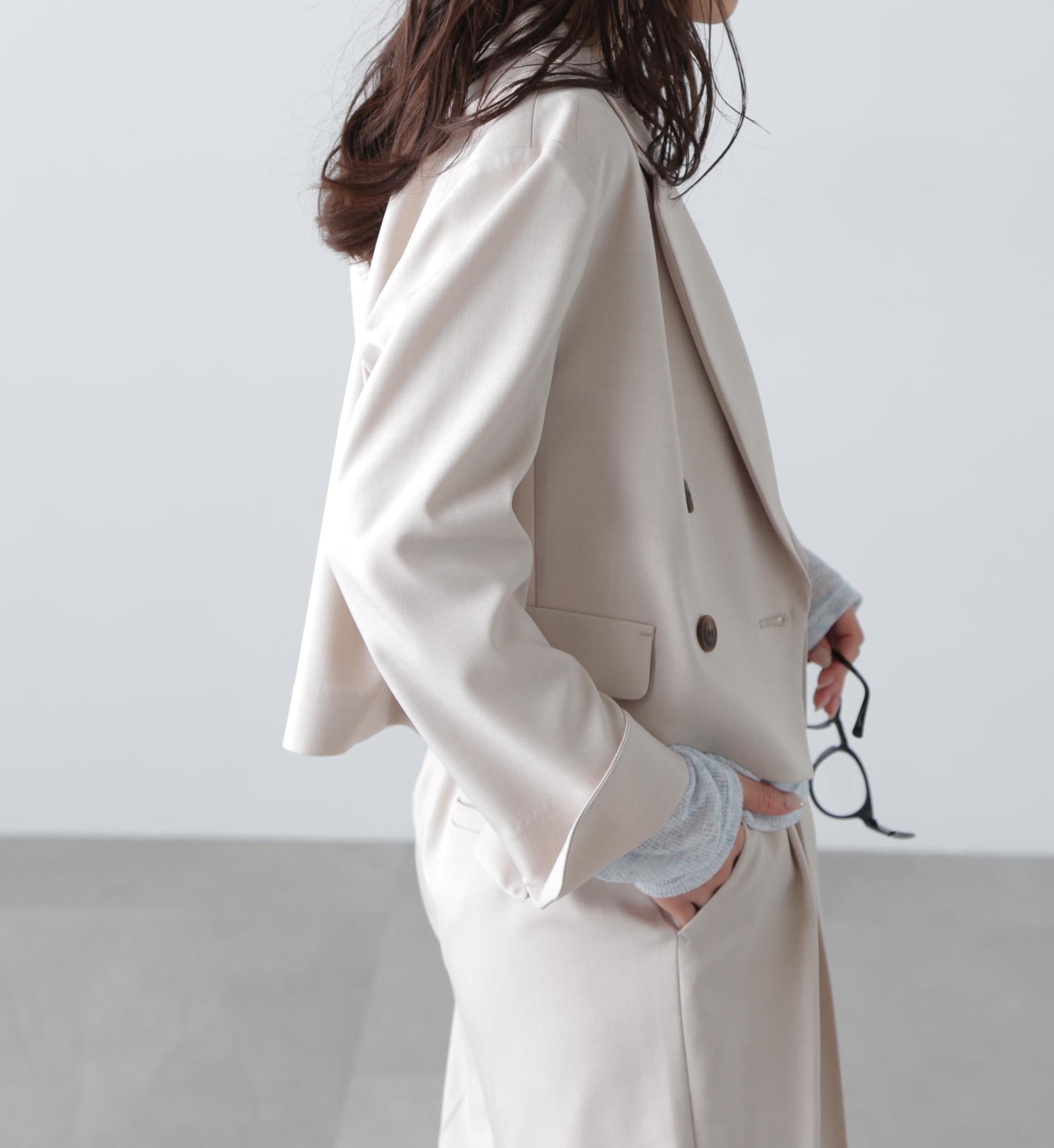 梳毛調合繊ショートジャケット ライトベージュ