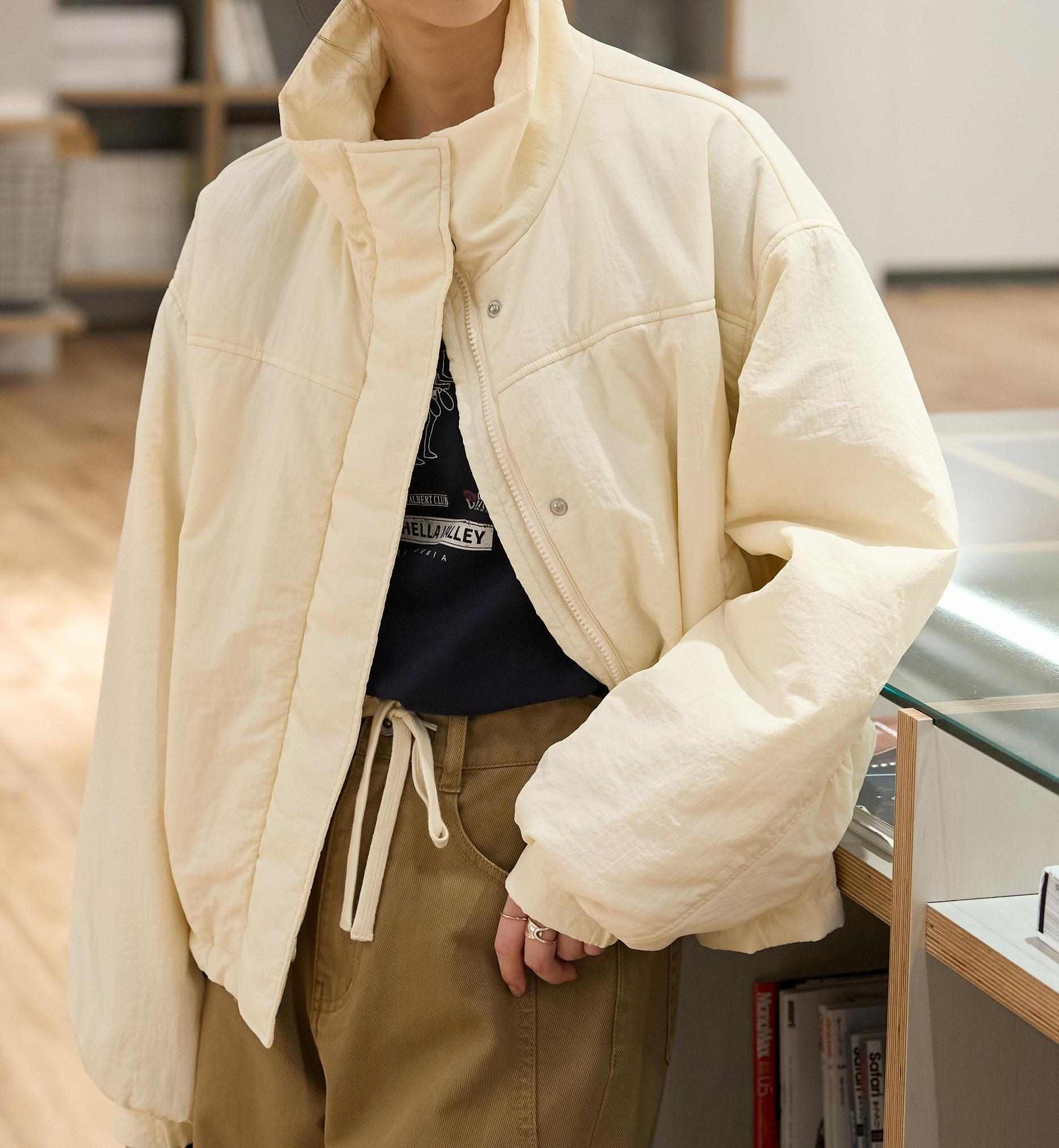 モンスターショートブルゾン オフホワイト