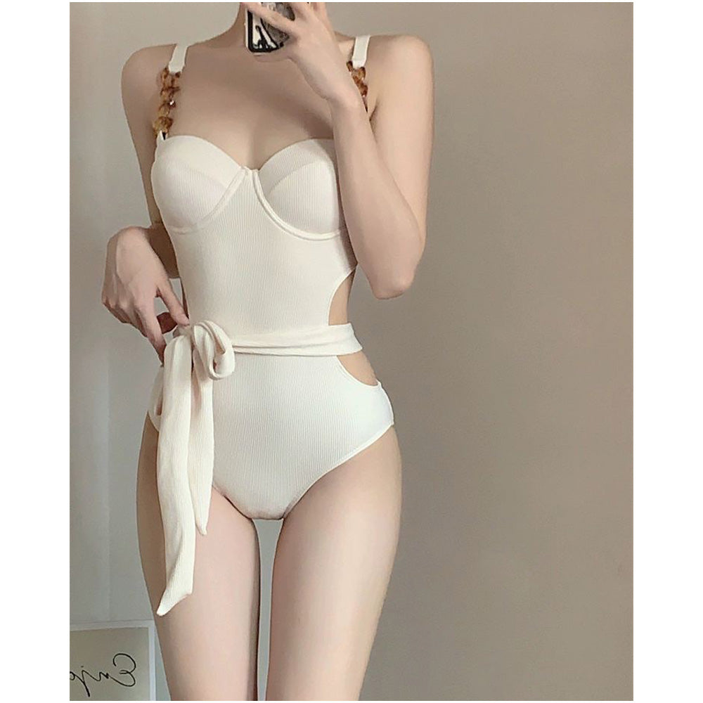 アンドカワイイ And Kawaii チェーンストラップ カットアウト ワンピース水着 ハイウエスト・美脚デザイン【返品不可商品】 （アイボリー） アイボリー