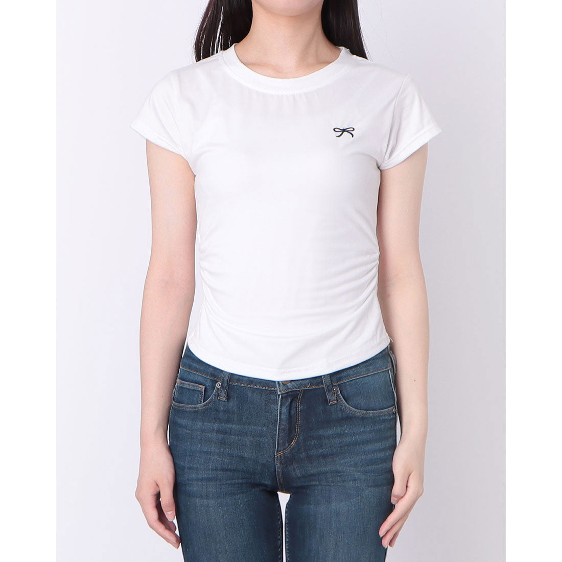 アンドカワイイ And Kawaii ミニリボン刺繍入り ベーシックフィットTシャツ コットンラウンドネック半袖 （ホワイト） ホワイト