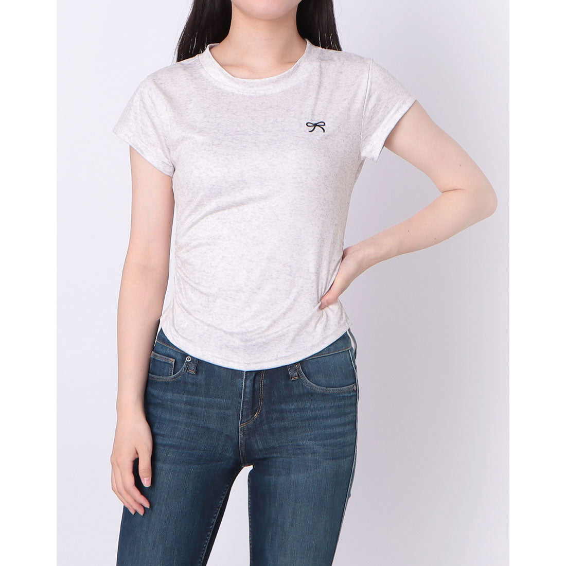 アンドカワイイ And Kawaii ミニリボン刺繍入り ベーシックフィットTシャツ コットンラウンドネック半袖 （グレー） グレー