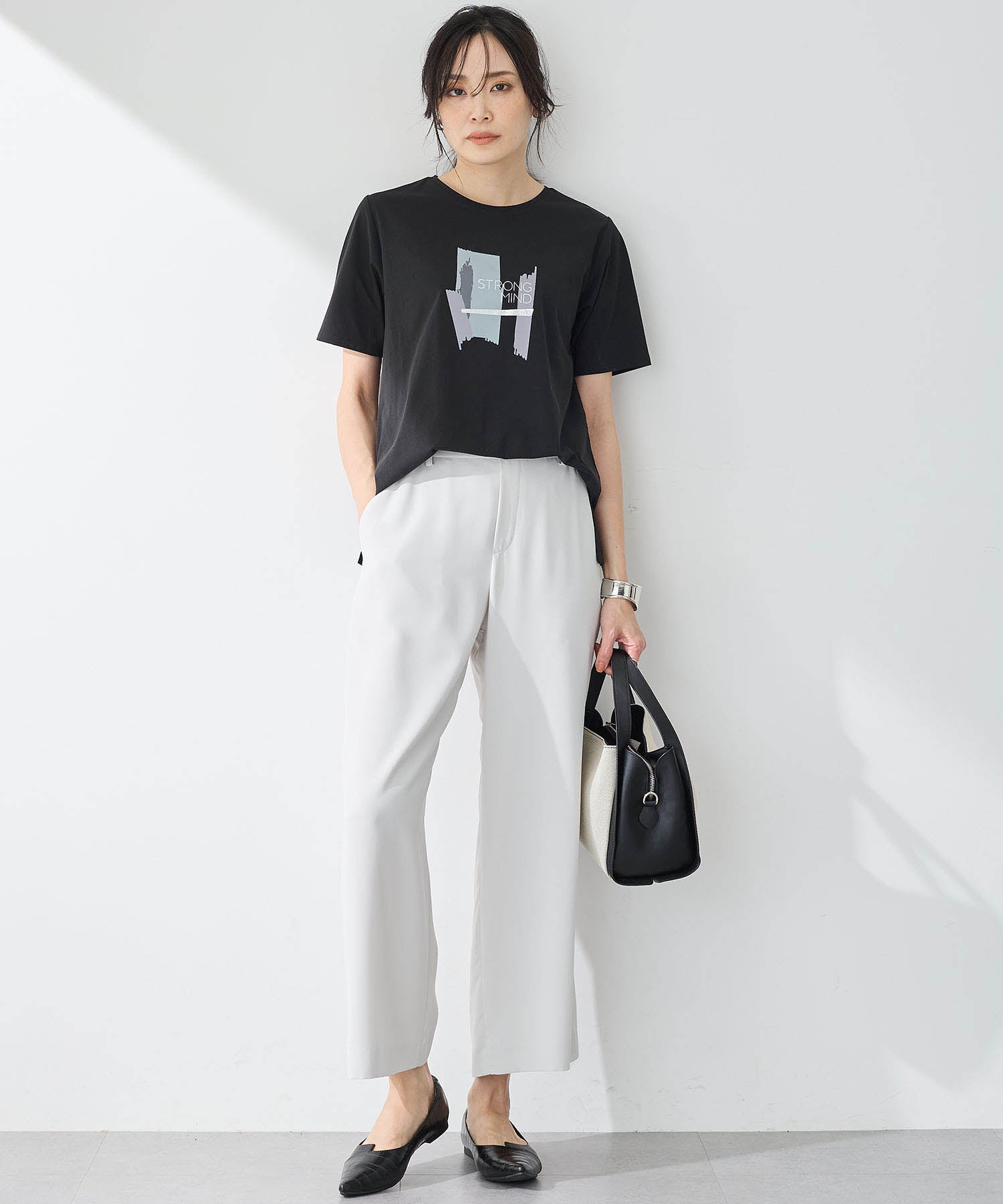エーシーデザインバイアルファキュービック A/C DESIGN BY ALPHA CUBIC グラフィックTシャツ【接触冷感・UVカット】 （オフホワイト） オフホワイト