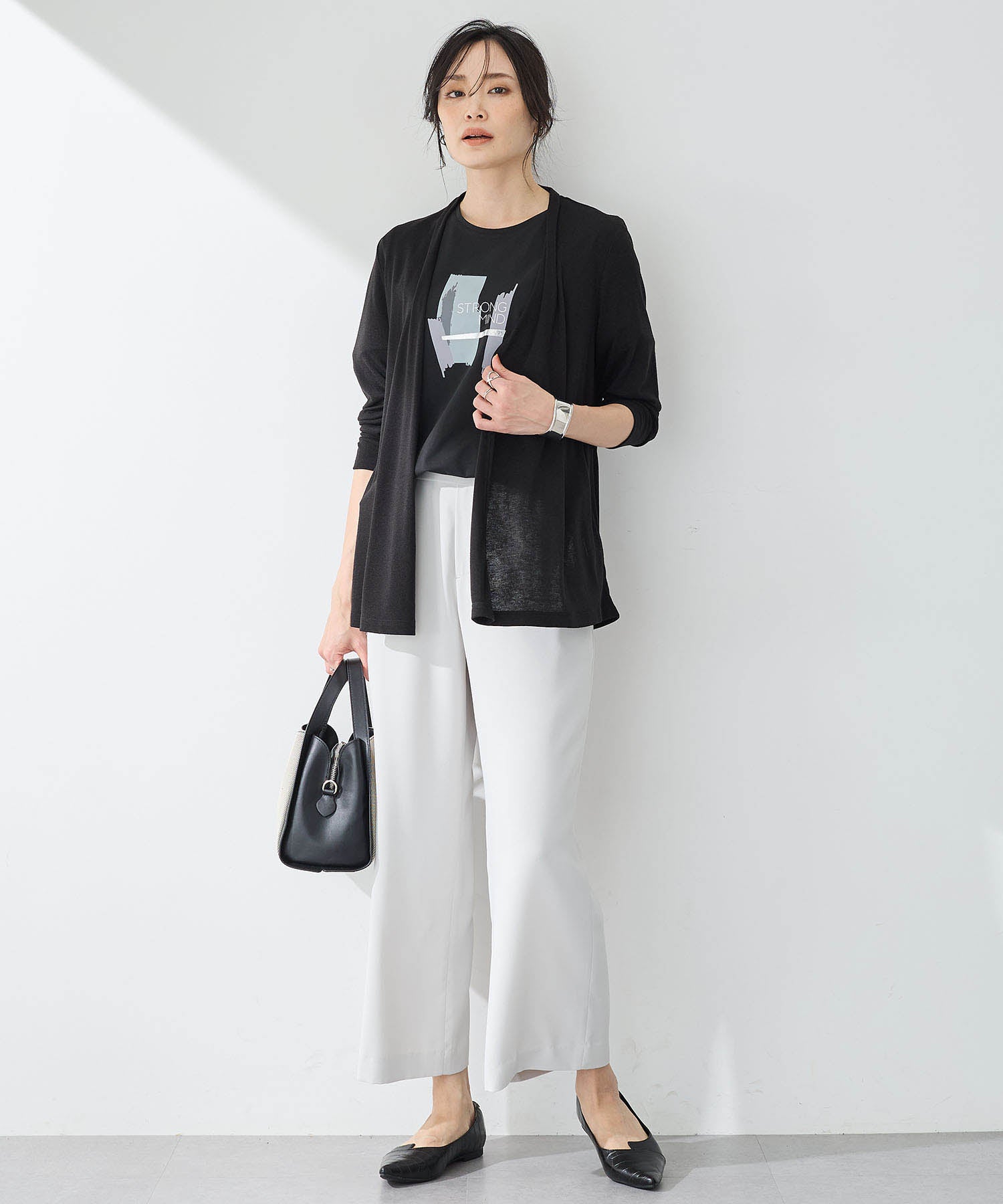 エーシーデザインバイアルファキュービック A/C DESIGN BY ALPHA CUBIC グラフィックTシャツ【接触冷感・UVカット】 （オフホワイト） オフホワイト