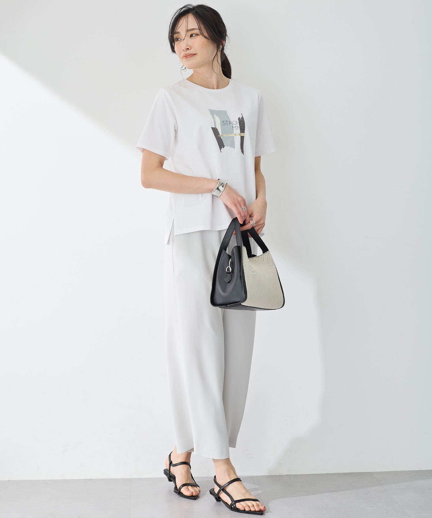 エーシーデザインバイアルファキュービック A/C DESIGN BY ALPHA CUBIC グラフィックTシャツ【接触冷感・UVカット】 （オフホワイト） オフホワイト