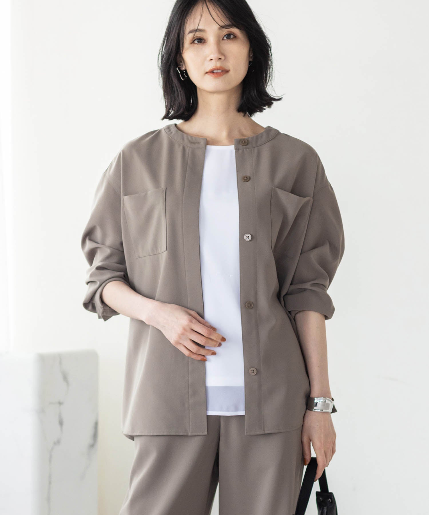 エーシーデザインバイアルファキュービック A/C DESIGN BY ALPHA CUBIC 【美モーション】ストレッチノーカラーシャツジャケット【接触冷感・UVカット】 （ブラック） ブラック