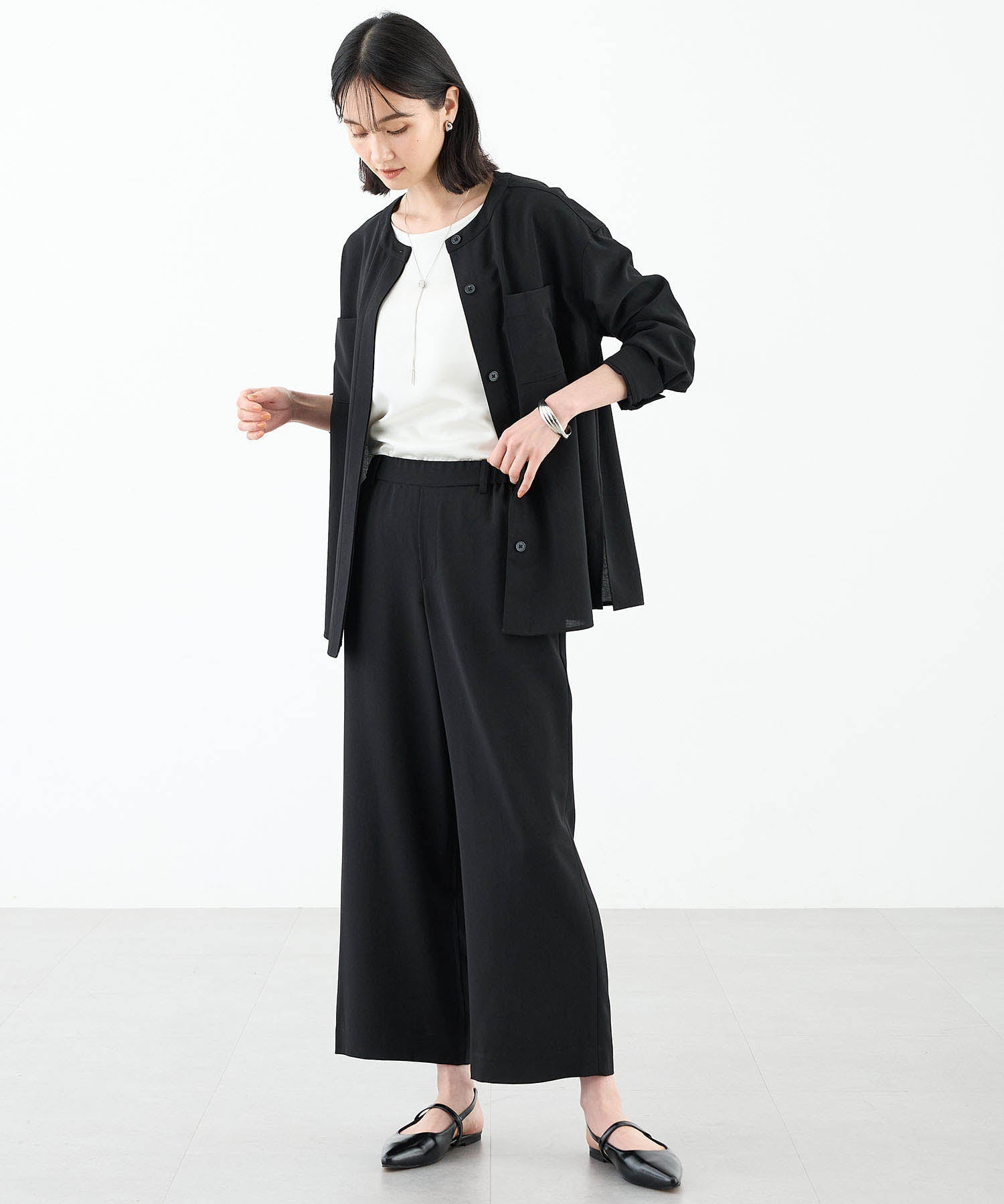 エーシーデザインバイアルファキュービック A/C DESIGN BY ALPHA CUBIC 【美モーション】ストレッチノーカラーシャツジャケット【接触冷感・UVカット】 （ブラック） ブラック