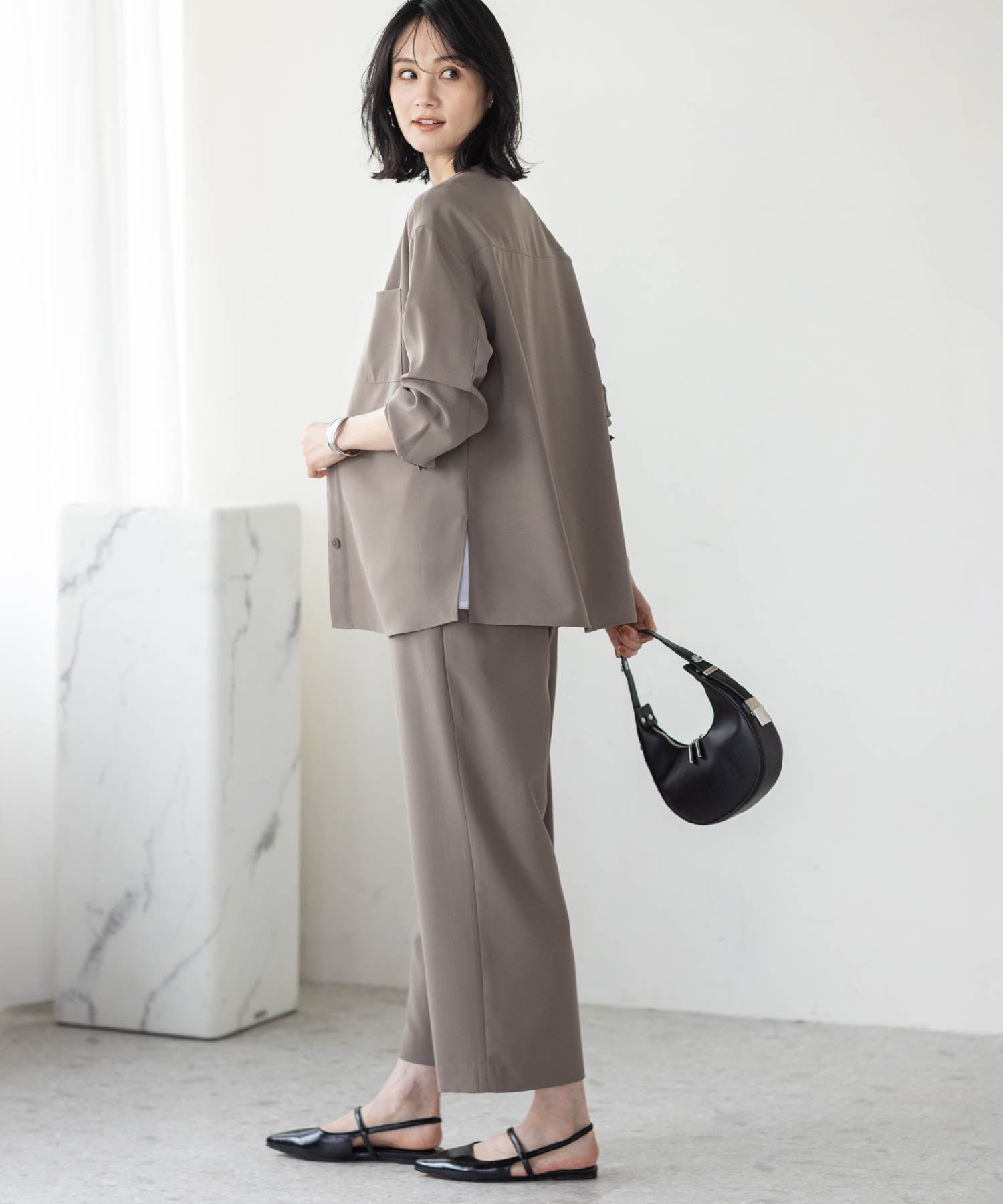 エーシーデザインバイアルファキュービック A/C DESIGN BY ALPHA CUBIC 【美モーション】ストレッチノーカラーシャツジャケット【接触冷感・UVカット】 （ブラック） ブラック