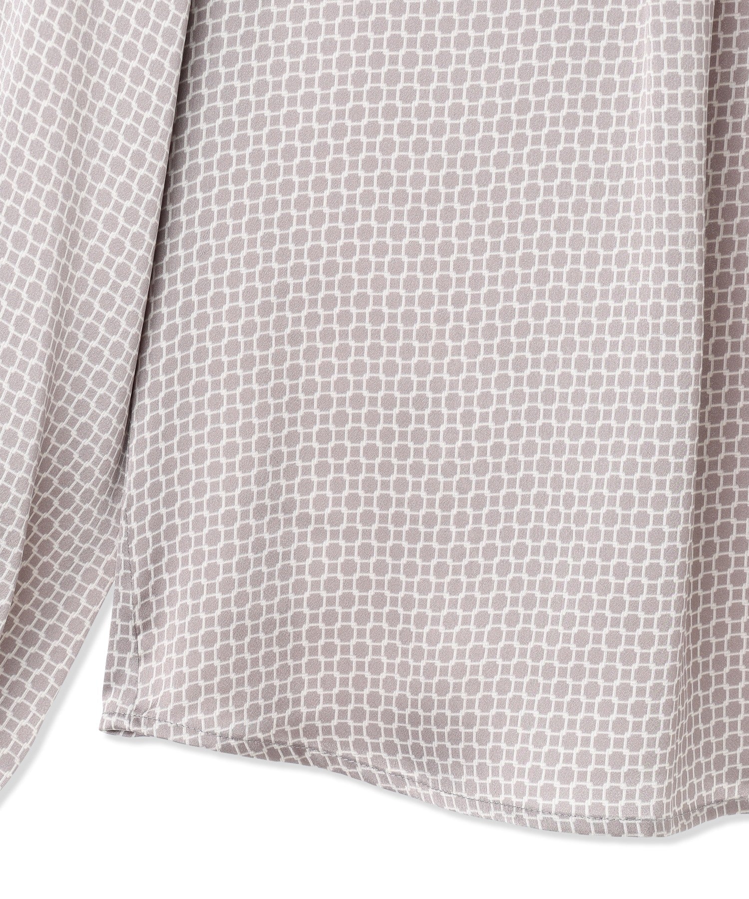 エーシーデザインバイアルファキュービック A/C DESIGN BY ALPHA CUBIC チェーンプリントブラウス （ネイビー） ネイビー