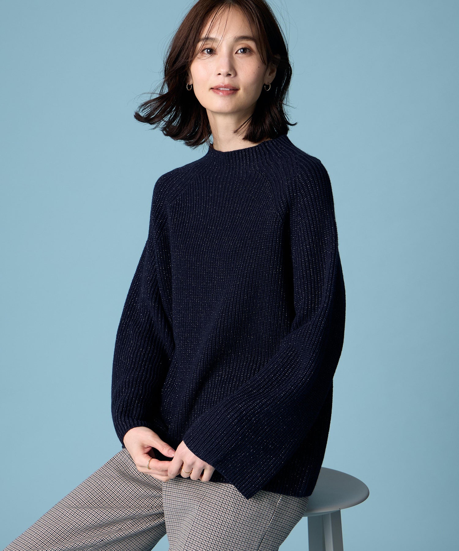 エーシーデザインバイアルファキュービック A/C DESIGN BY ALPHA CUBIC ラメニットプルオーバー （ネイビー） ネイビー