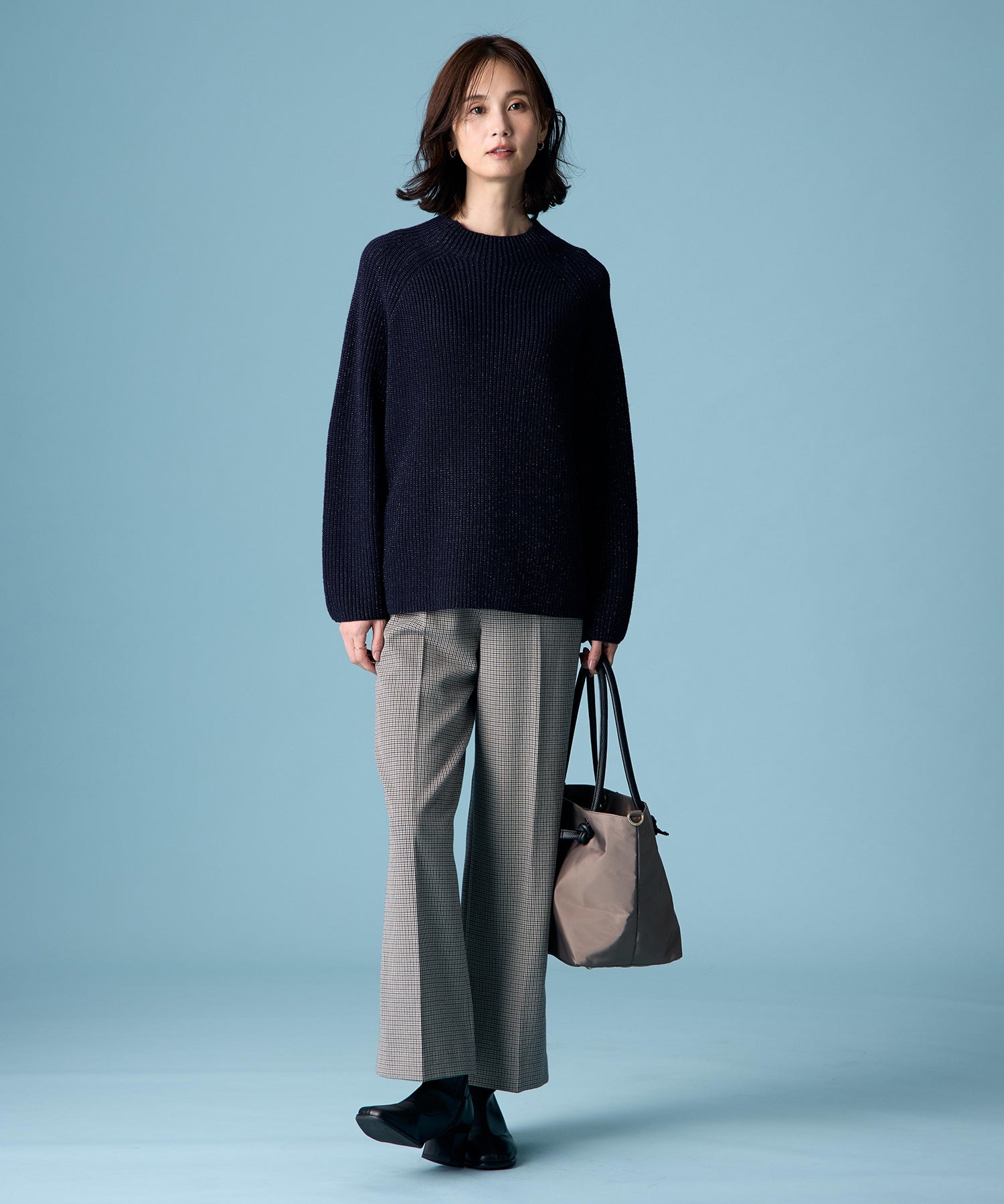 エーシーデザインバイアルファキュービック A/C DESIGN BY ALPHA CUBIC ラメニットプルオーバー （ネイビー） ネイビー