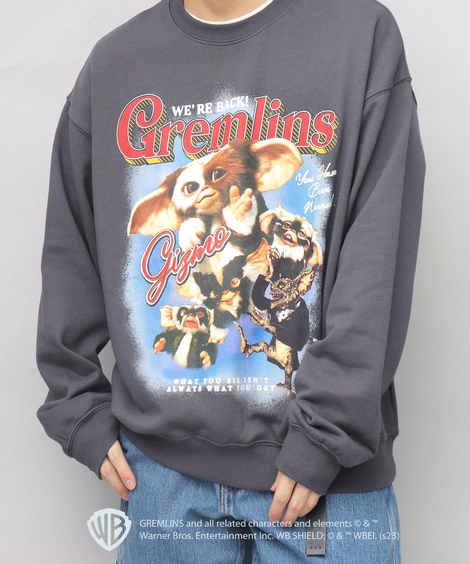 エーエムエスセレクト A.M.S.select GREMRINS グレムリン バンドTシャツ風 ギズモ 裏パイル スウェット トレーナー （スミクロ） スミクロ