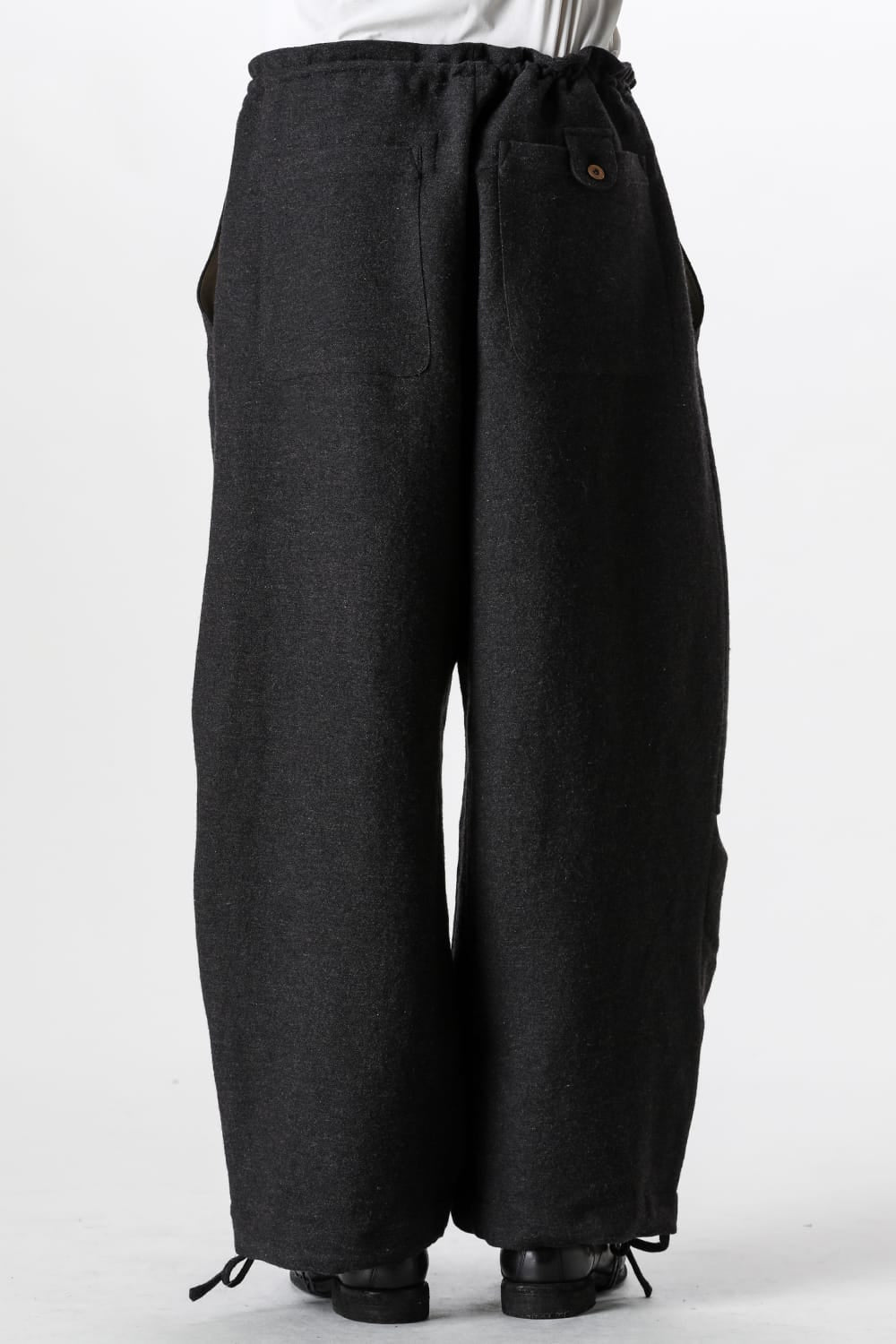 アヴィヴァ ジフェイ シュエ Aviva Jifei Xue Wool Linen Satin Parachute Pants （Black） Black