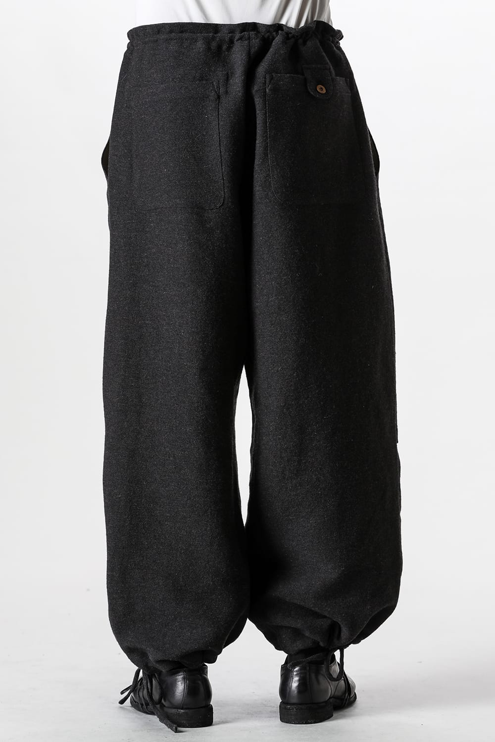 アヴィヴァ ジフェイ シュエ Aviva Jifei Xue Wool Linen Satin Parachute Pants （Black） Black