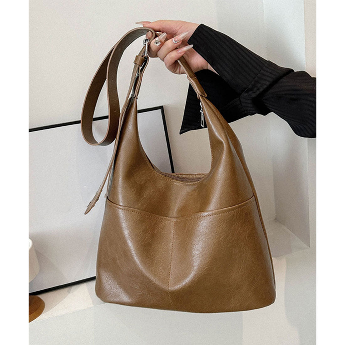 アミュレット Amulet ショルダートートバッグ レディース 軽量 大容量 2way A4収納 通勤 通学 マザーズバッグ シンプル おしゃれ カジュアル 人気 バッグ （ダークブラウン） ダークブラウン