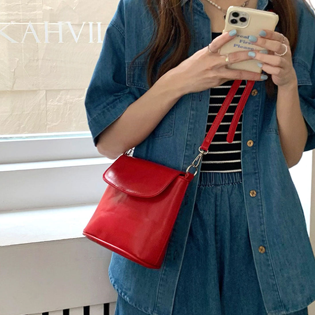 アミュレット Amulet 2WAYシンプルミニバッグ レディース かばん ショルダーバック 無地 10代 20代 30代 韓国ファッション 韓国 かぶせ シンプル コンパクト こでかけ （ホワイト） ホワイト