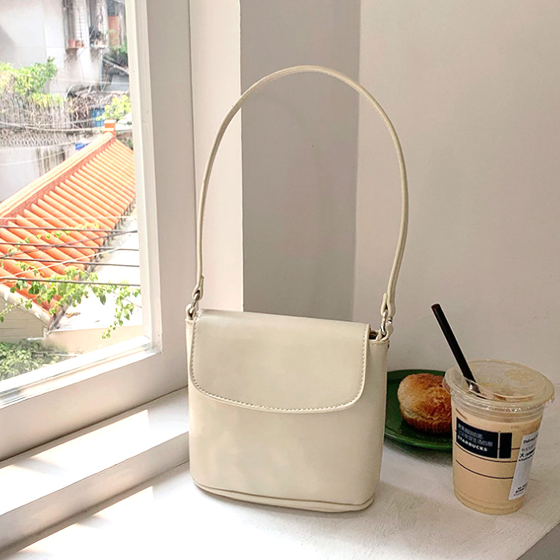 Amulet 2WAY Simple Mini Bag for Women, Shoulder Bag, Plain, for Teens, 20s, 30s, Korean Fashion, Korean, Cover, Simple, Compact, for Kids