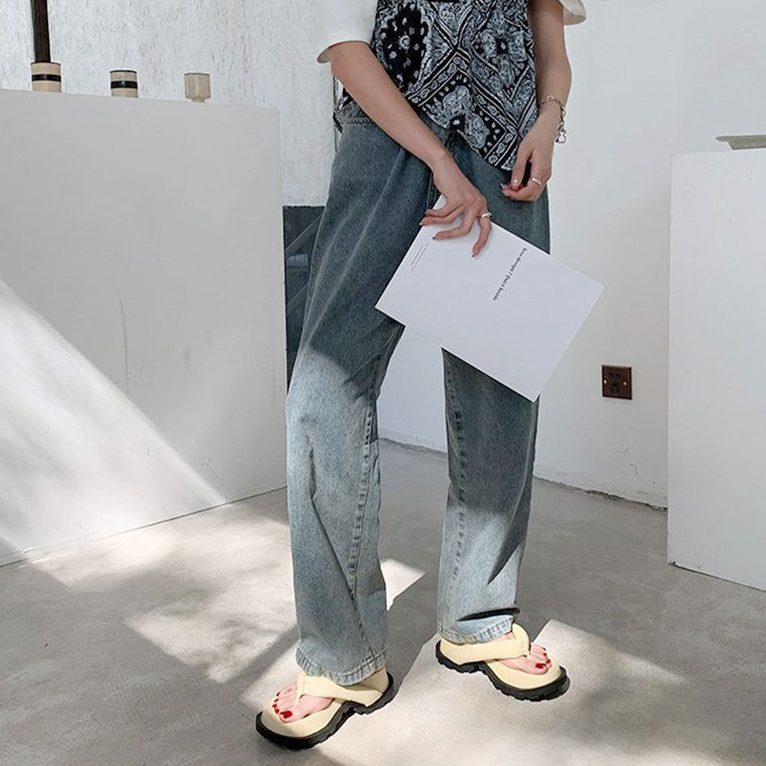 アミュレット Amulet 厚底トングサンダル 春 夏 秋 韓国ファッション 10代 20代 30代 レディース 疲れにくい アウトドア 黒 歩きやすい カジュアル ビーチ