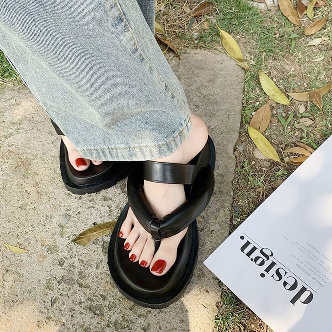 アミュレット Amulet 厚底トングサンダル 春 夏 秋 韓国ファッション 10代 20代 30代 レディース 疲れにくい アウトドア 黒 歩きやすい カジュアル ビーチ