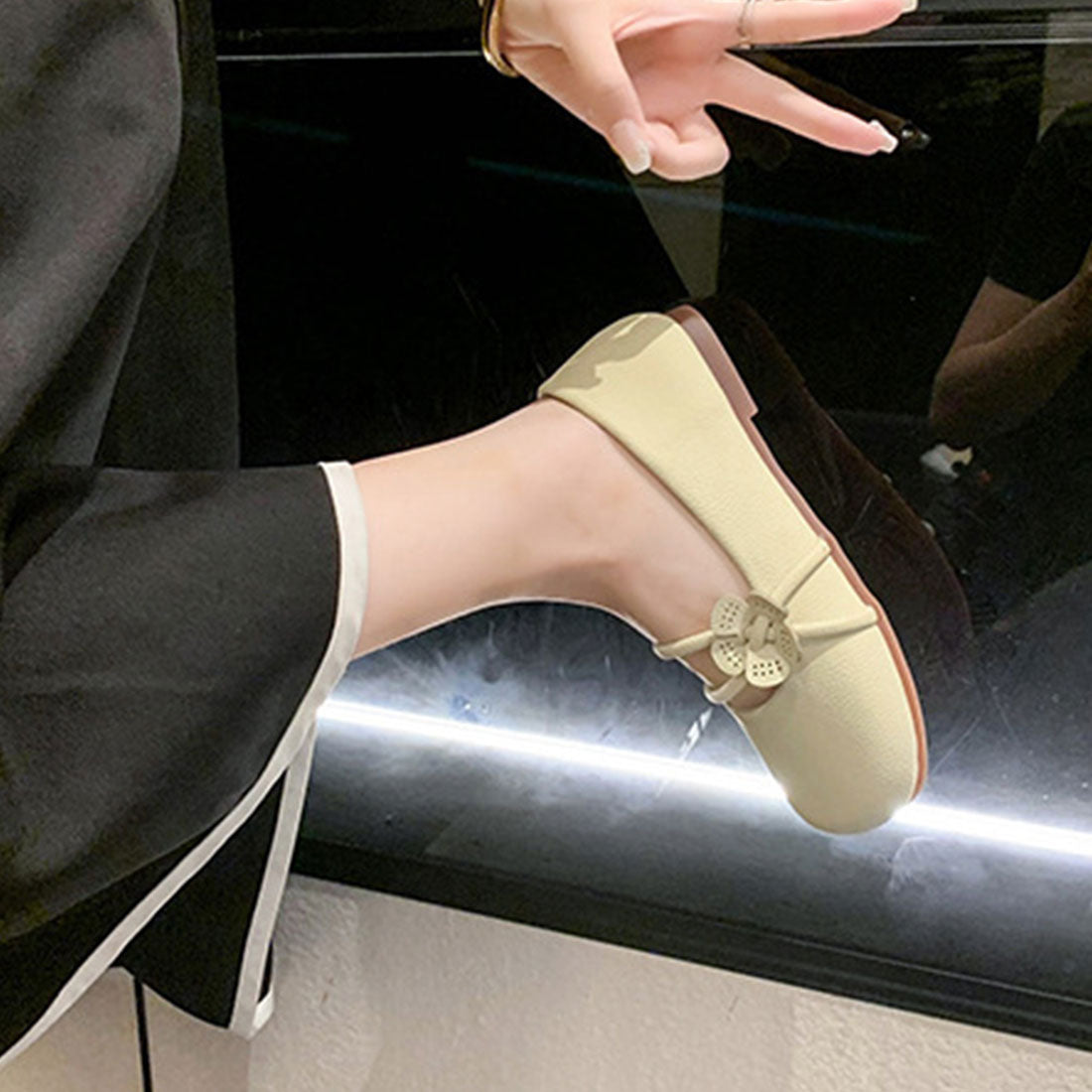 アミュレット Amulet シンプルフラットヒール 春 夏 秋 冬 韓国ファッション 10代 20代 30代 レディース シンプル おしゃれ 可愛い 楽チン シューズ 靴 花