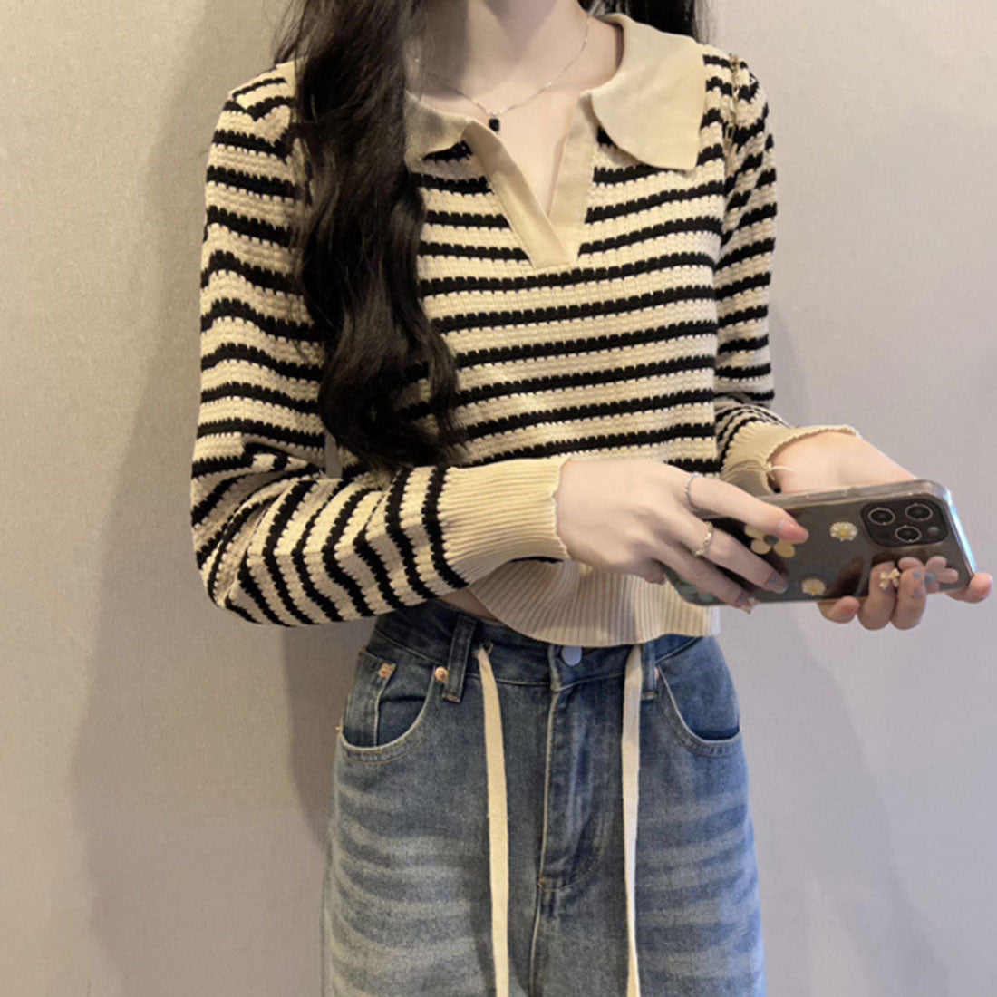 アミュレット Amulet ボーダーポロニット レディース 10代 20代 30代 韓国ファッション 春 秋 可愛い 女子会 カジュアル デート おしゃれ 白 黒 お出かけ 大人