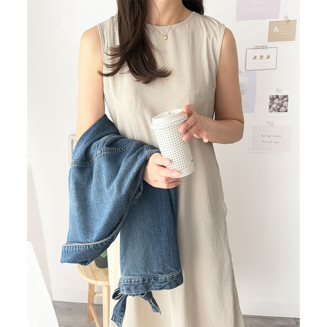 アミュレット Amulet バックデザインノースリーブワンピース 重ね着 夏服 ワンピース ロング丈 一枚コーデ 韓国 ファッション レディース 春夏 体型カバー デート 無地 （アイボリー） アイボリー