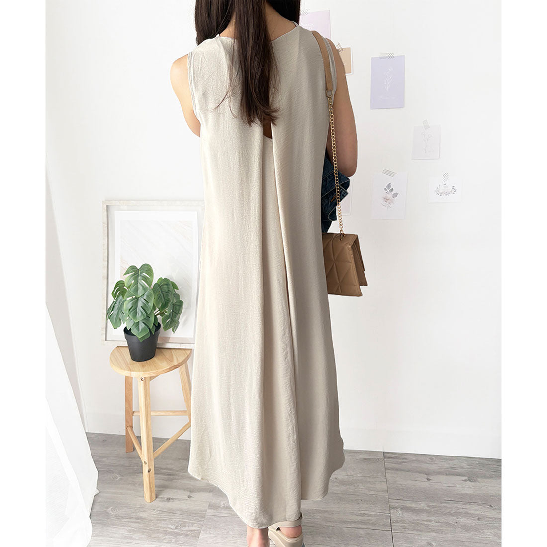 アミュレット Amulet バックデザインノースリーブワンピース 重ね着 夏服 ワンピース ロング丈 一枚コーデ 韓国 ファッション レディース 春夏 体型カバー デート 無地 （アイボリー） アイボリー