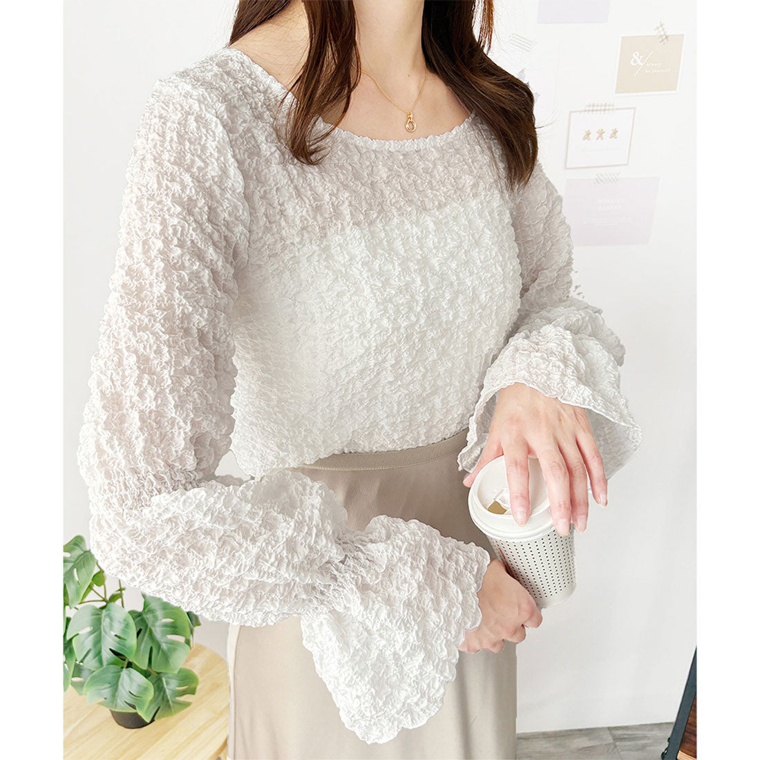 アミュレット Amulet ワッシャータッチボリュームブラウス ブラウス シアー オフィス きれいめ 韓国 ファッション レディース 春夏 フリル袖 体型カバー 通勤 カジュアル （ベージュ） ベージュ