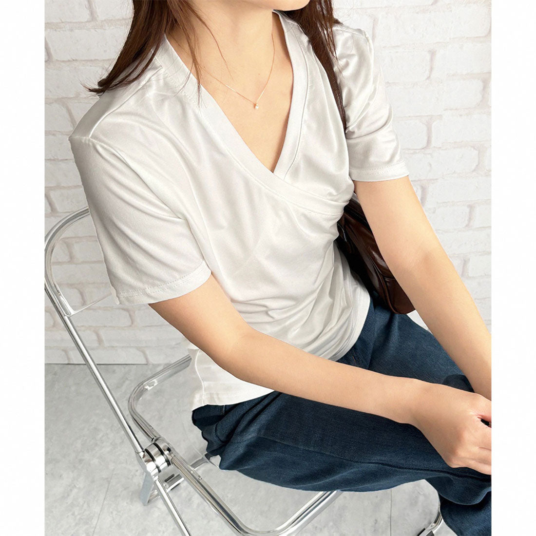アミュレット Amulet クロスデザインVネックTシャツ ラフ デイリー シャツ カシュクール Tシャツ カジュアル 韓国 ファッション レディース 春夏 着回し 体型カバー （ホワイト） ホワイト