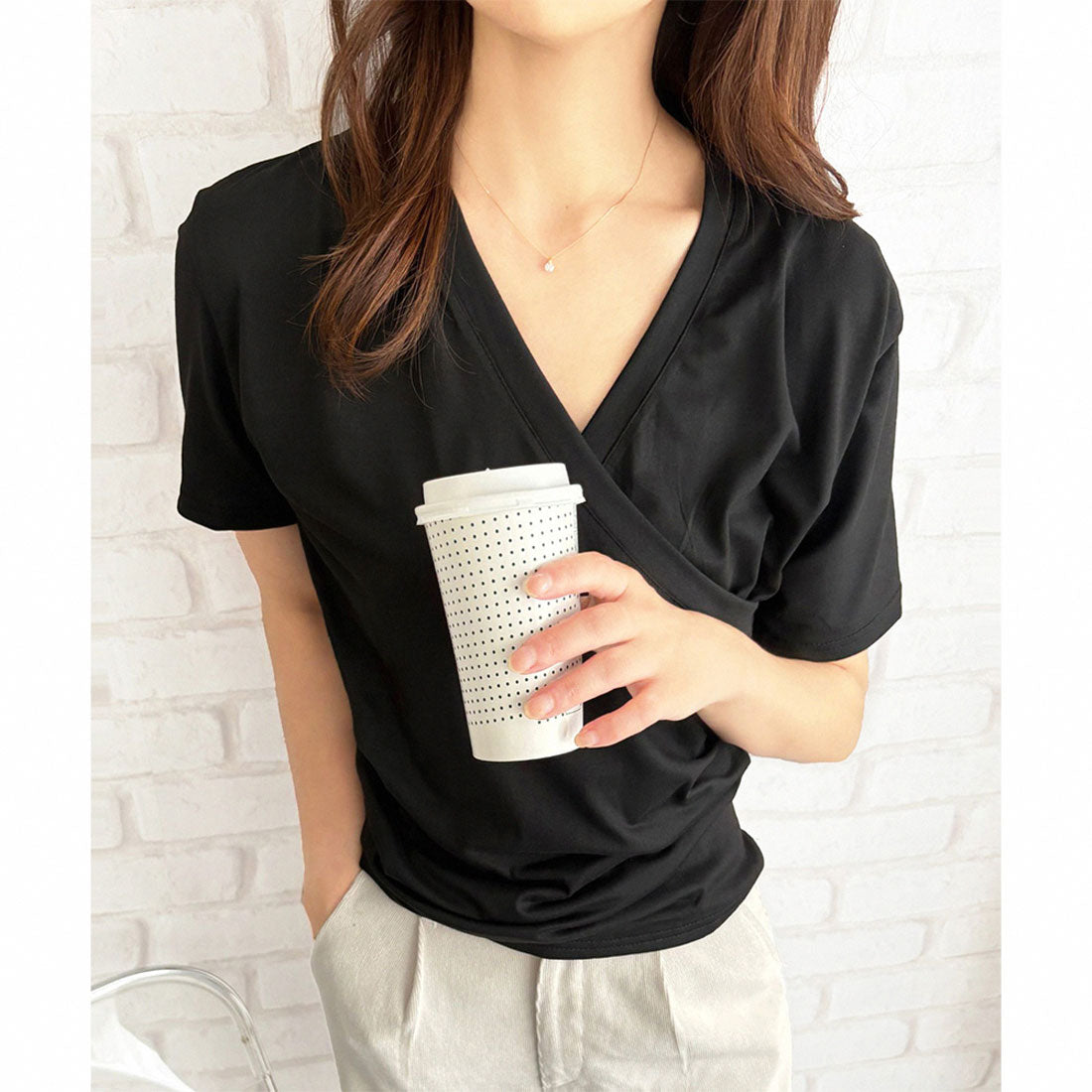アミュレット Amulet クロスデザインVネックTシャツ ラフ デイリー シャツ カシュクール Tシャツ カジュアル 韓国 ファッション レディース 春夏 着回し 体型カバー （ホワイト） ホワイト