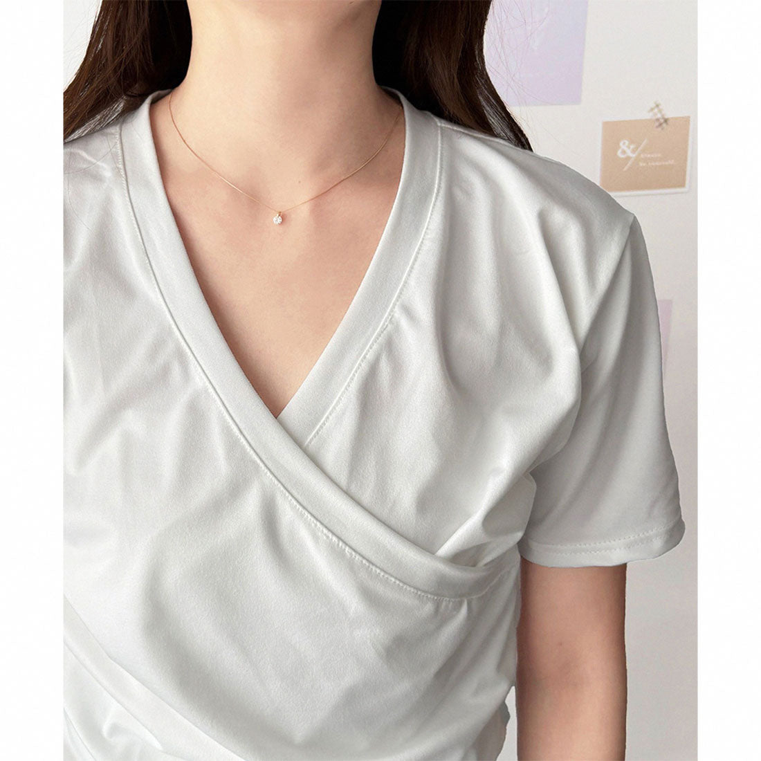 アミュレット Amulet クロスデザインVネックTシャツ ラフ デイリー シャツ カシュクール Tシャツ カジュアル 韓国 ファッション レディース 春夏 着回し 体型カバー （ホワイト） ホワイト
