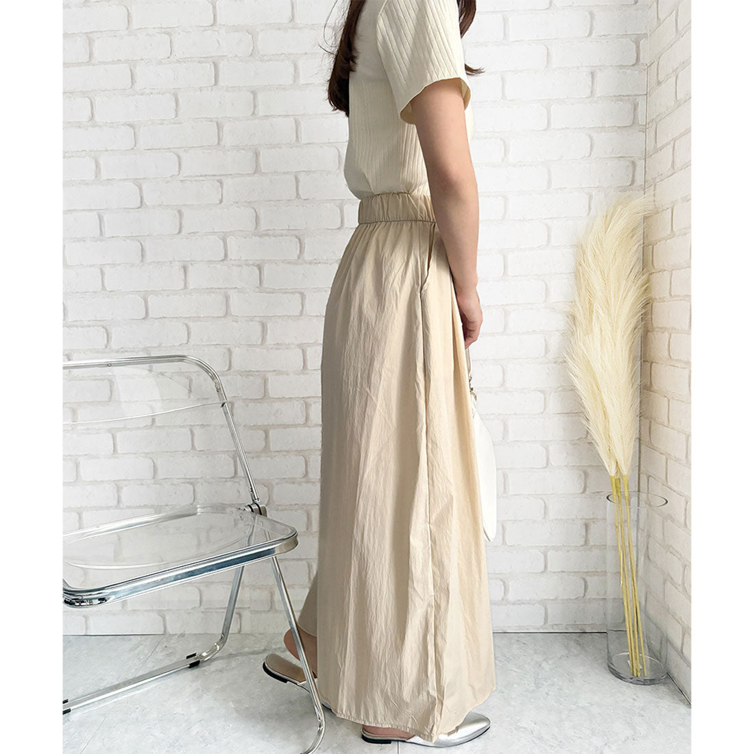 アミュレット Amulet ワイドフレアロングパンツ フレア パンツ 体型カバー ゴム 韓国 ファッション レディース 春夏 着回し ガウチョパンツ 軽やか 通勤 旅行 （アイボリー） アイボリー