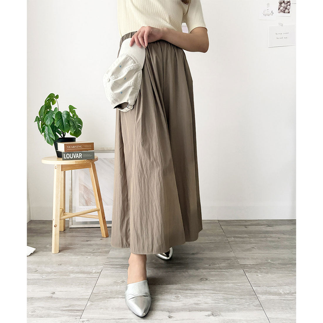 アミュレット Amulet ワイドフレアロングパンツ フレア パンツ 体型カバー ゴム 韓国 ファッション レディース 春夏 着回し ガウチョパンツ 軽やか 通勤 旅行 （アイボリー） アイボリー