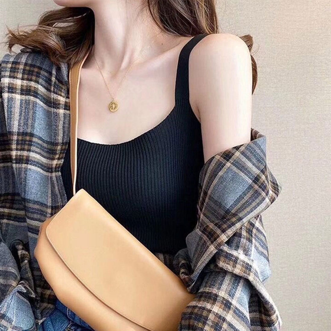 アミュレット Amulet リブタンクトップ インナー使いに最適 キャミソール シンプルデザイン 使い勝手抜群 レディース （ブラック） ブラック