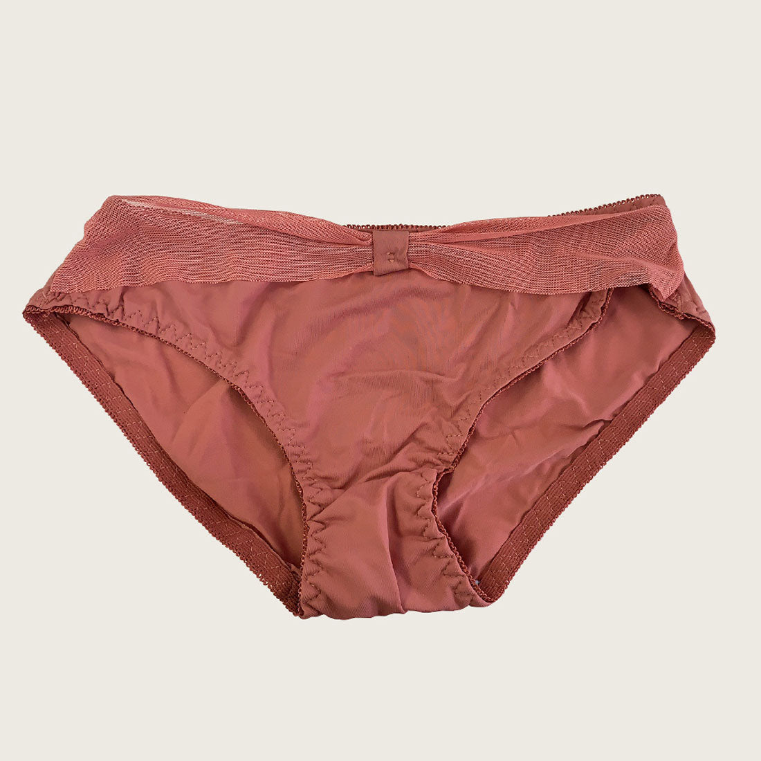 アミュレット Amulet 羽デザインブラジャー＆ショーツセット 上下セット レディース用 女性 インナー ランジェリー ノンワイヤー 背中ホック【返品不可商品】