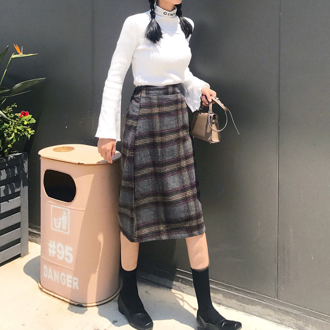 アミュレット Amulet チェック柄Aラインスカート レディース ひざ丈 ファスナー付き スッキリ 着回し
