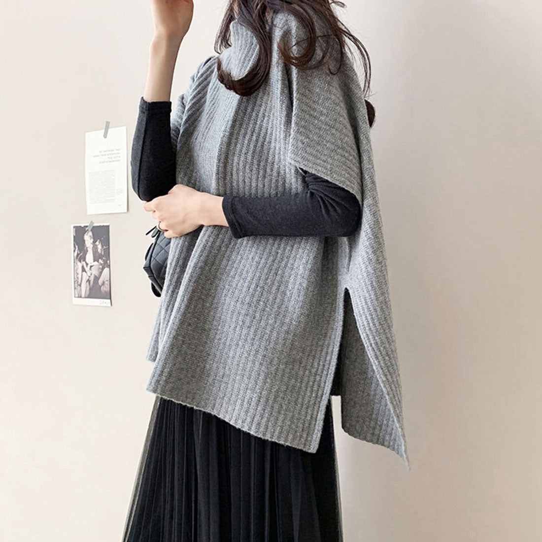 アミュレット Amulet レイヤード風ニットベスト レディース トップス 袖あり 無地 スリット ゆったり シンプル