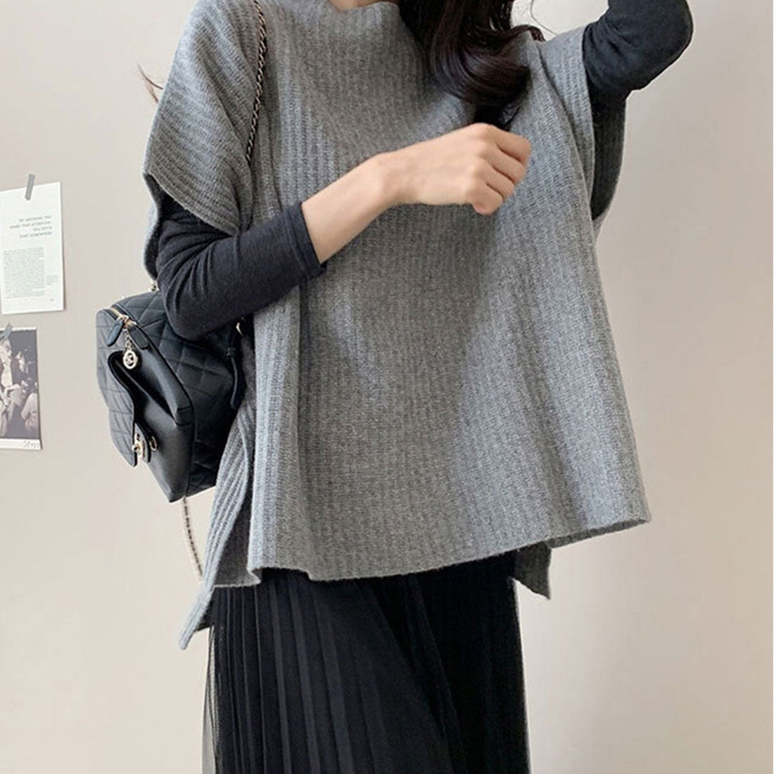 アミュレット Amulet レイヤード風ニットベスト レディース トップス 袖あり 無地 スリット ゆったり シンプル