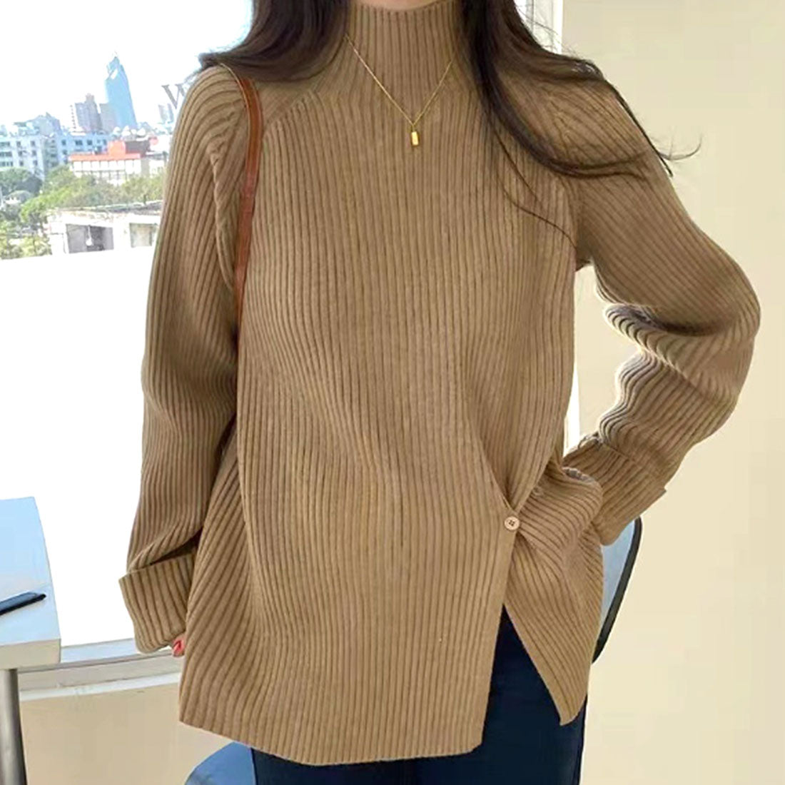Amulet High-neck knit with slits for women, tops, long sleeves, autumn Amulet High-neck knit with slits for women, tops, long sleeves, autumn