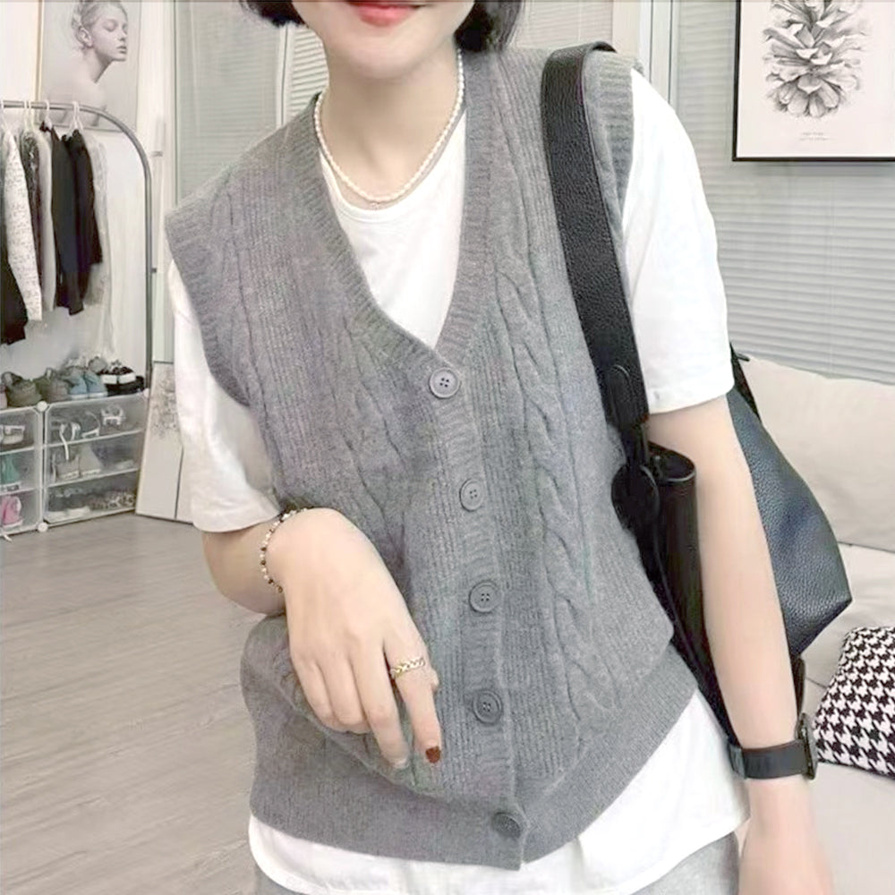アミュレット Amulet Vネックニットベスト レディース トップス 秋服 冬服 10代 20代 30代 韓国ファッション 韓国 オフィスカジュアル シンプル ケーブル柄 ボタン,グレー