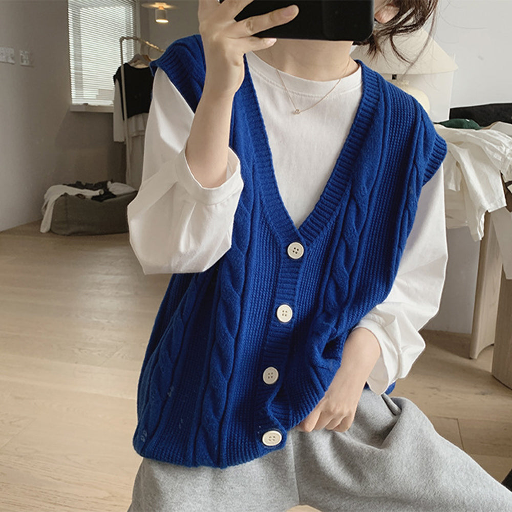 アミュレット Amulet Vネックニットベスト レディース トップス 秋服 冬服 10代 20代 30代 韓国ファッション 韓国 オフィスカジュアル シンプル ケーブル柄 ボタン