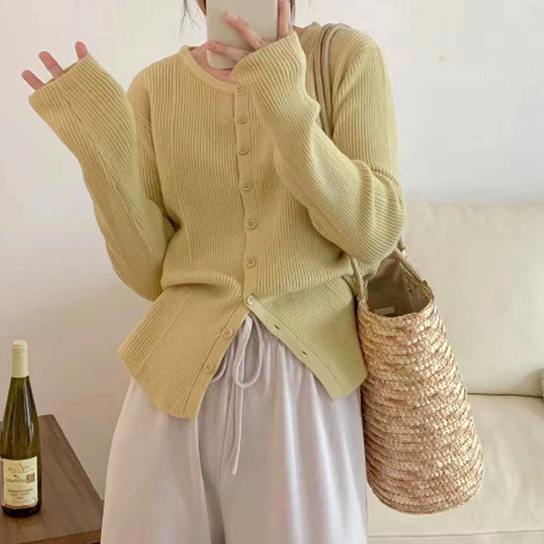 Amuret護身符肋骨編織卡女士女士頂部長袖秋季服裝10s 20s 20s 30s韓國時尚韓國辦公室正確清除圓形的圓頸