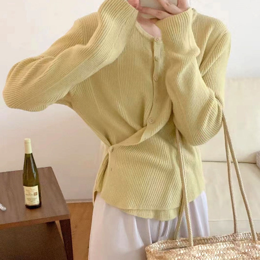 アミュレット Amulet リブニットカーディガン レディース トップス 長袖 秋服 冬服 10代 20代 30代 韓国ファッション 韓国 オフィスカジュアル 無地 着回し ラウンドネック （ベージュ） ベージュ