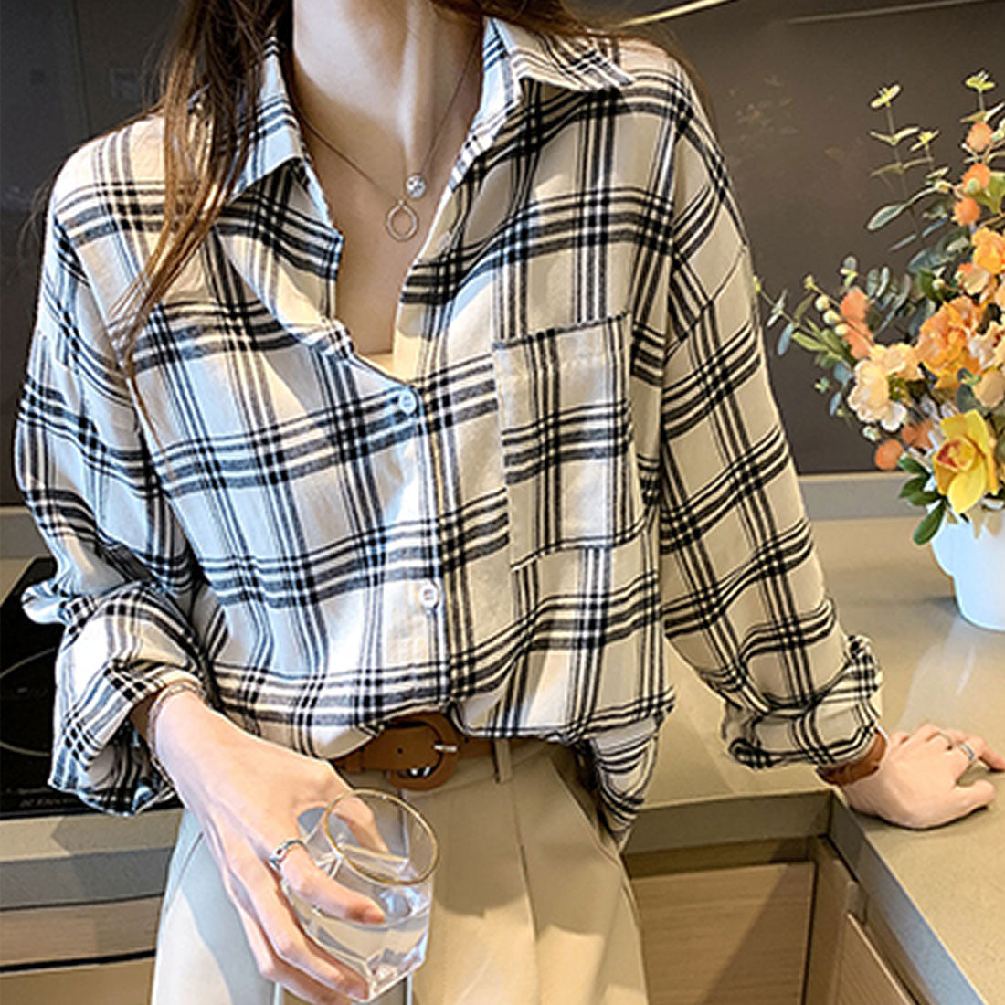 Amulet Checkered Oversized Shirt for Women, Tops, Long Sleeves, Autumn Clothes, Winter Clothes, Teens, 20s, 30s, Korean Fashion, Korea, Large Sizes, Casual, Classic, Mix and Match