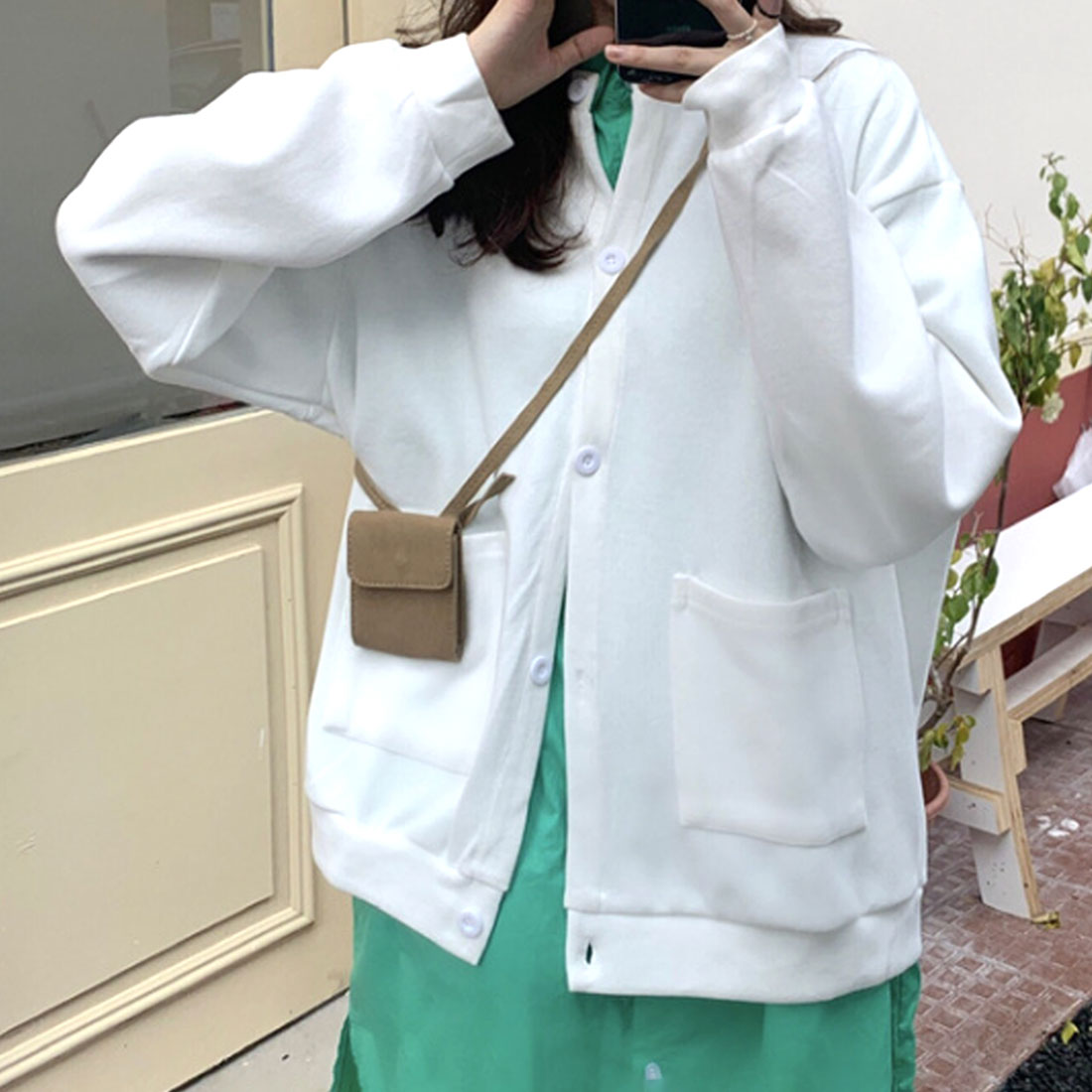アミュレット Amulet オーバーサイズカーディガン レディース トップス 長袖 無地 秋服 冬服 10代 20代 30代 韓国ファッション ストリート シンプル ドロップショルダー （ホワイト） ホワイト
