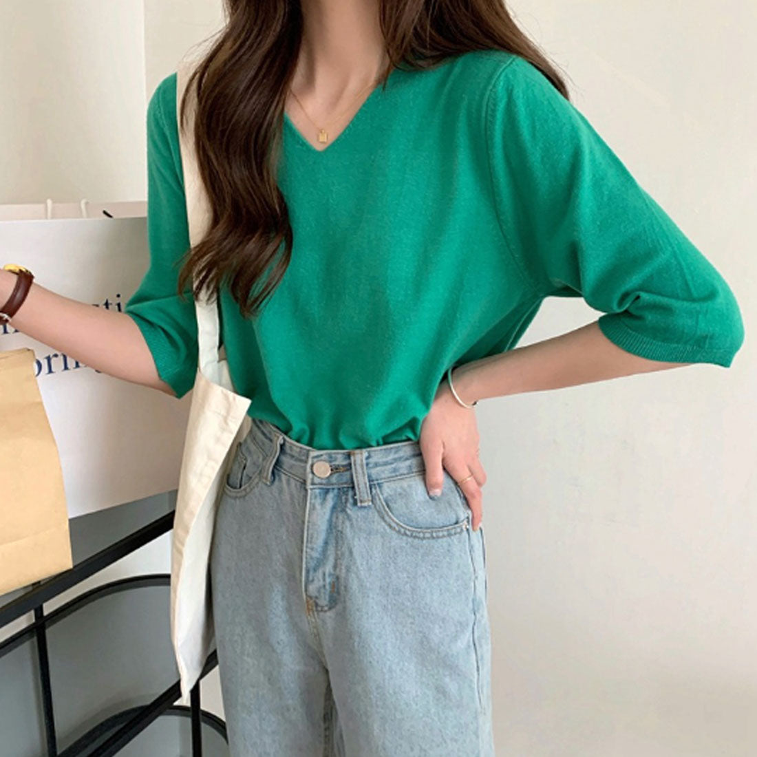 アミュレット Amulet Vネック薄手ニット レディース トップス 五分袖 半袖 無地 春服 夏 秋 10代 20代 韓国ファッション オフィスカジュアル デコルテ キレイめ