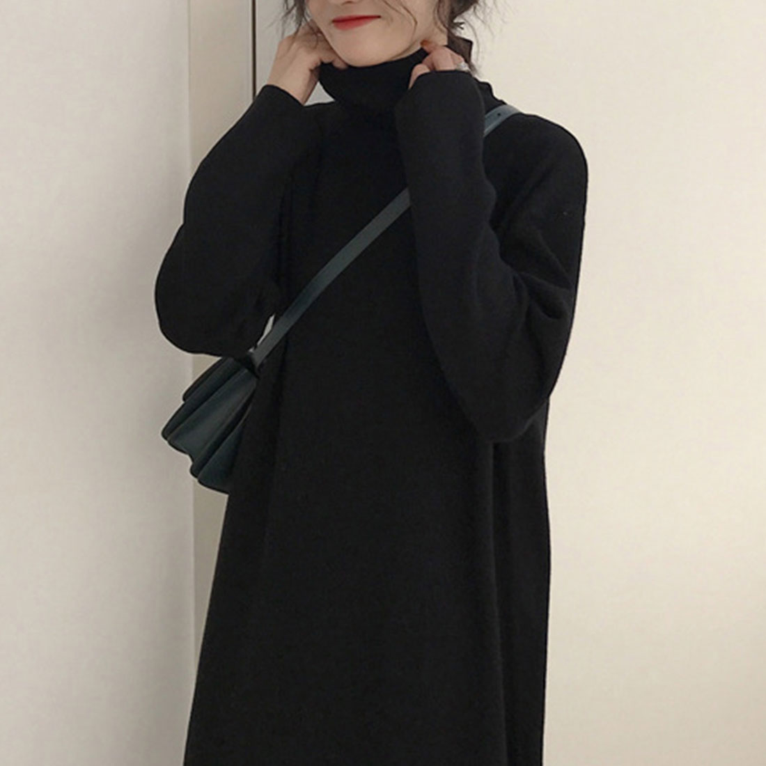 Amuret護身符高脖子內部一件女士，她20多歲，30多歲，時尚休閒可愛的縫隙長袖長袖春季，秋季冬季