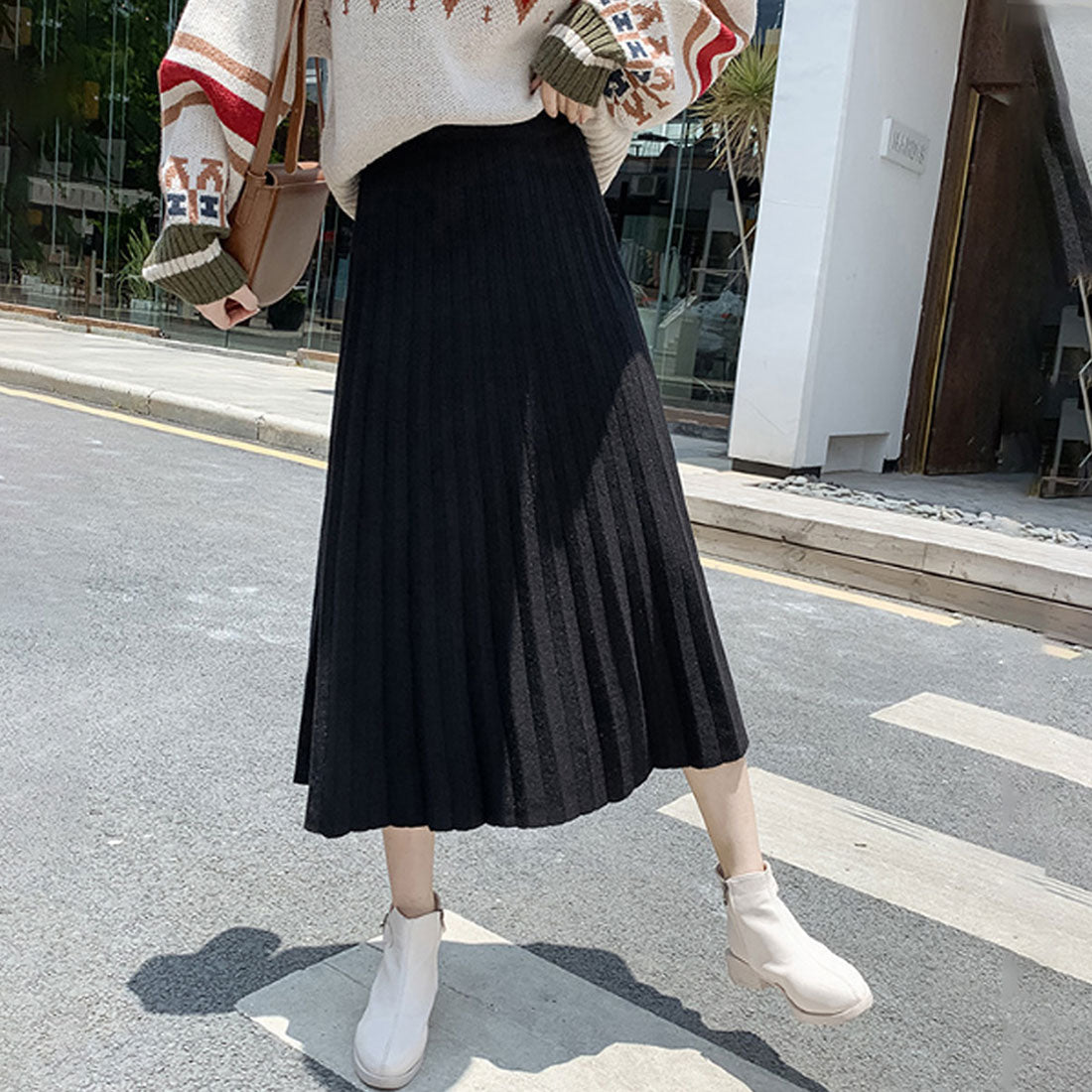 アミュレット Amulet ニットプリーツスカート 秋 冬 韓国ファッション 10代 20代 30代 レディース Aライン 膝下丈 マキシ丈 黒 白 上品 大人 シンプル 綺麗め