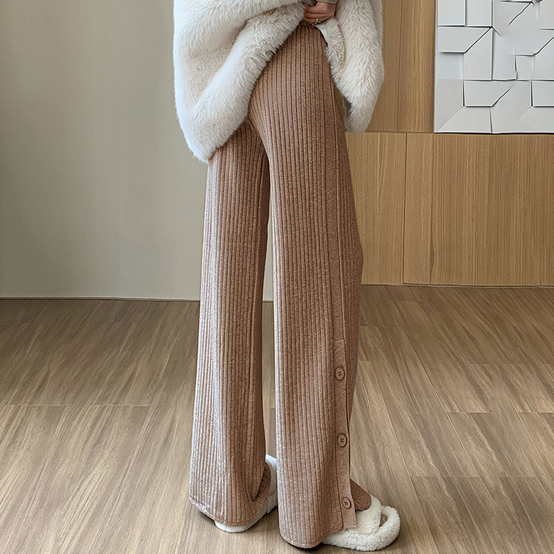 アミュレット Amulet サイドスリットワイドパンツ レディース 10代 20代 30代 韓国ファッション 春 秋 冬 カジュアル 可愛い 白 黒 シンプル ボトムス ボタン