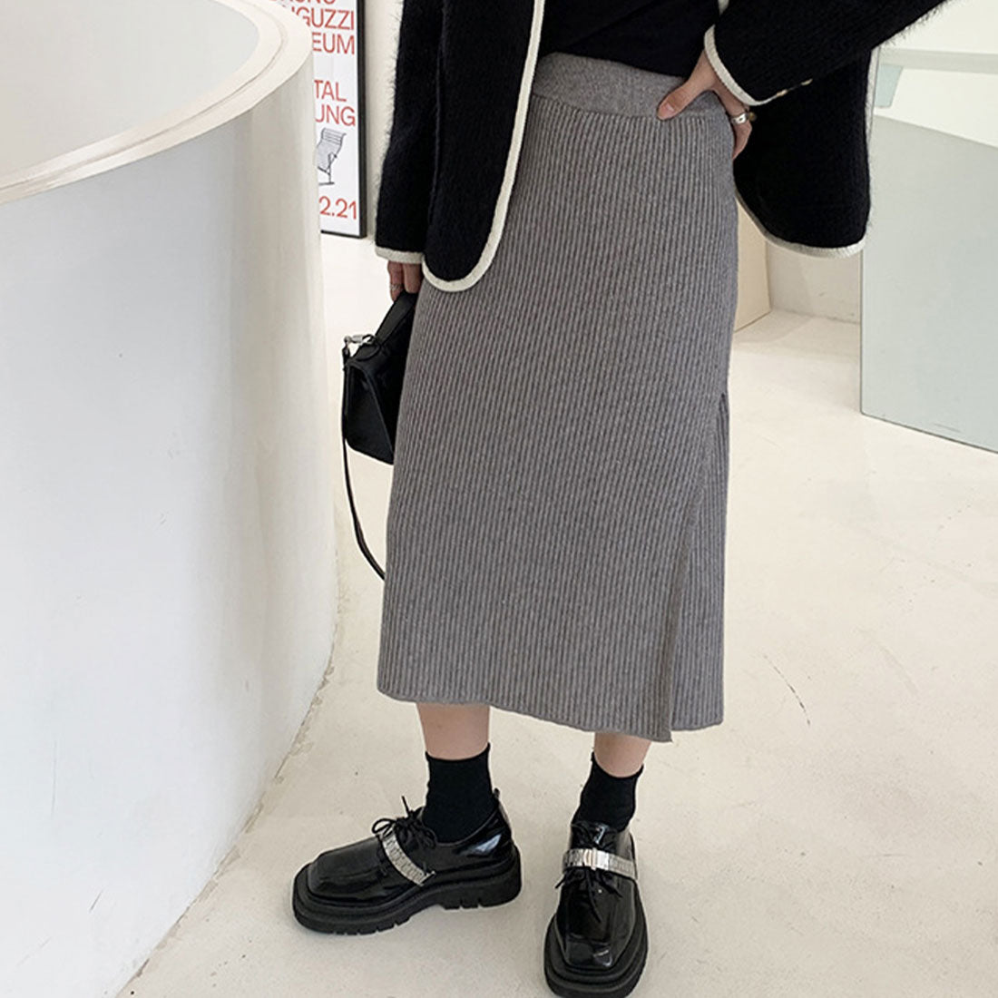 アミュレット Amulet ロングスリットニットスカート レディース 10代 20代 30代 韓国ファッション 春 秋 冬 カジュアル 可愛い ボトムス 無地 リブ デート